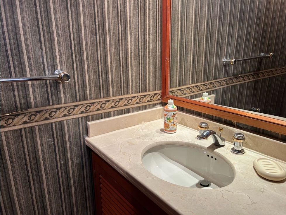 ARRIENDO APTO AMOBLADO DUPLEX. CHICO MUSEO. 2 ALCOBAS. — foto 5