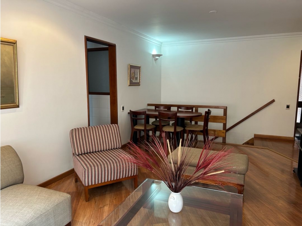 ARRIENDO APTO AMOBLADO DUPLEX. CHICO MUSEO. 2 ALCOBAS. — foto 6