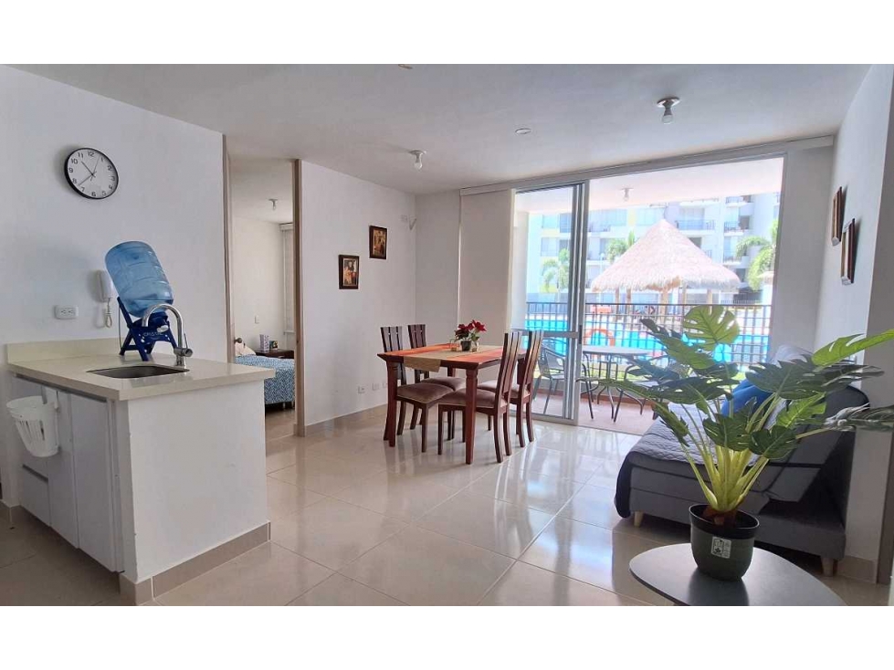 ARRIENDO APTO AMOBLADO EN CLUB HOUSE RICAURTE — foto 2