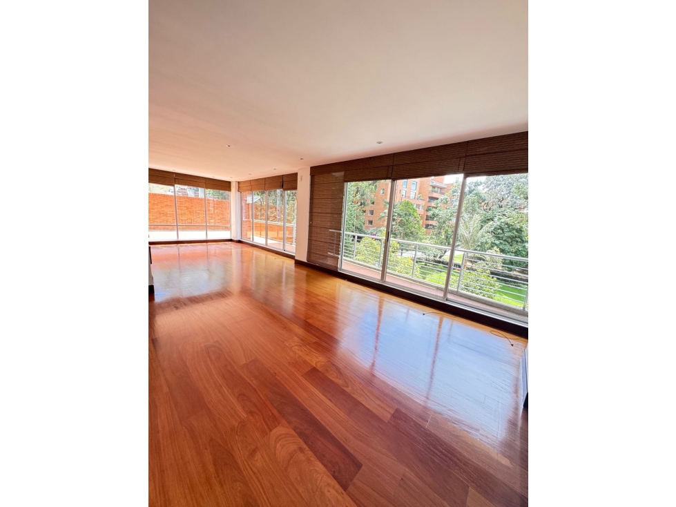Arriendo apto con terraza Bosque Medina