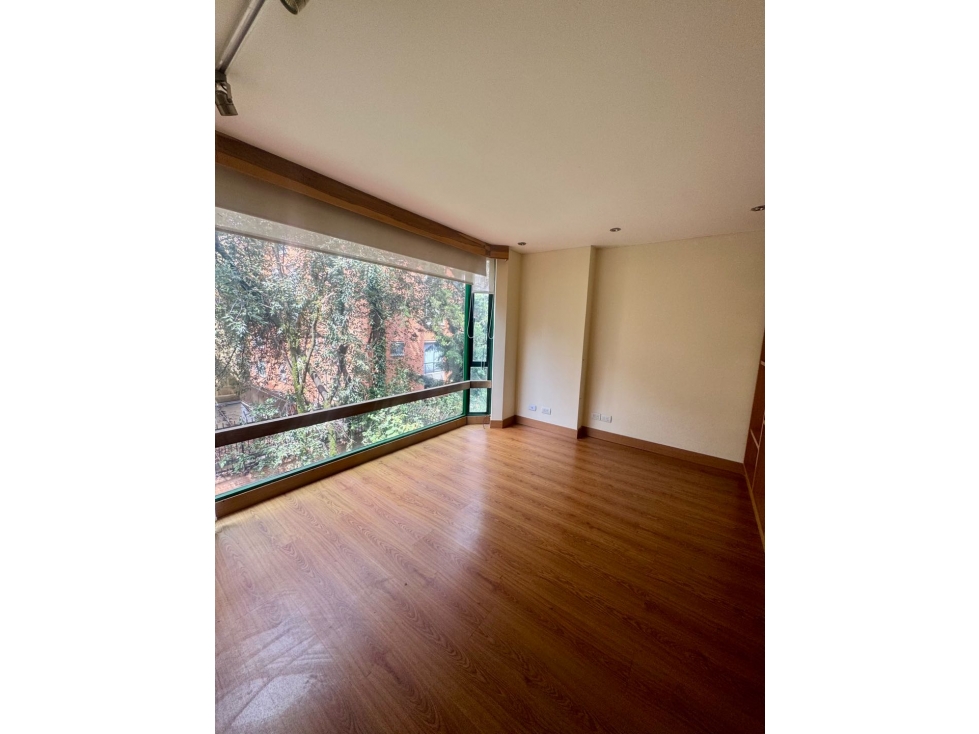 Arriendo apto duplex en el Chico — foto 3