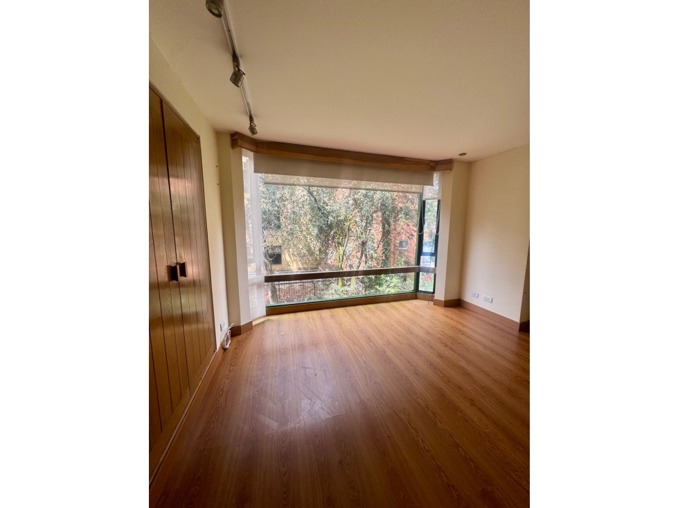 Arriendo apto duplex en el Chico — foto 5