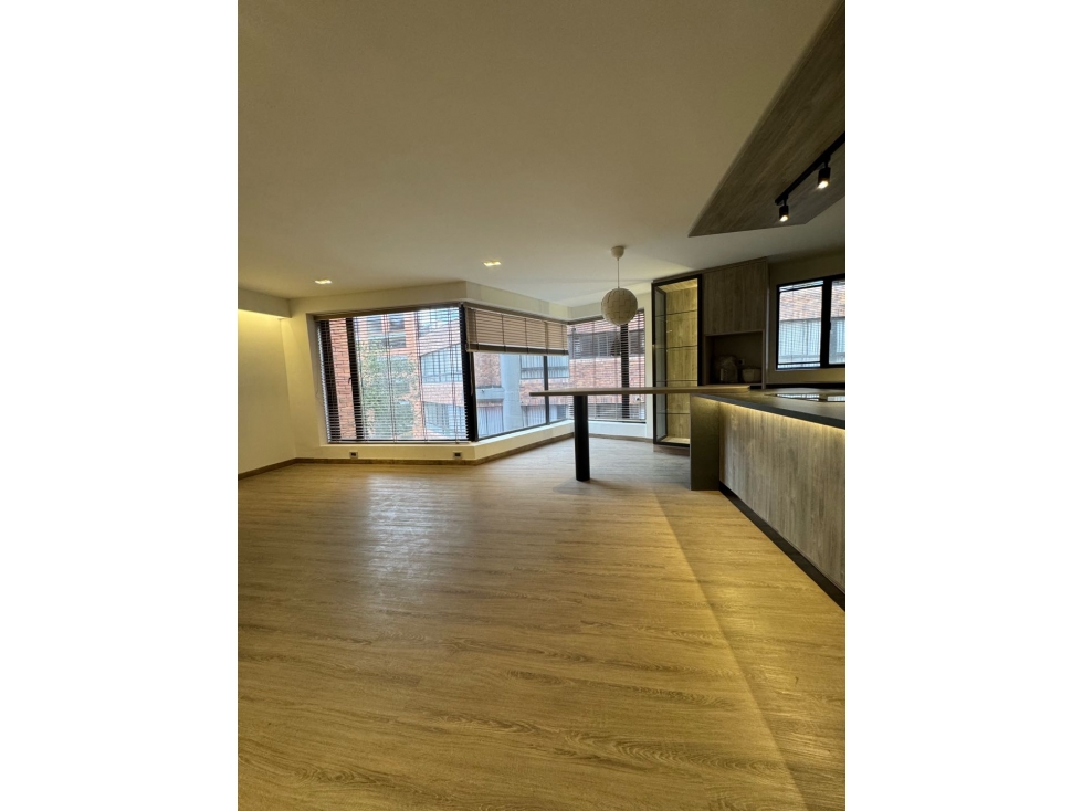 Arriendo apto duplex en la Cabrera con opción amoblado