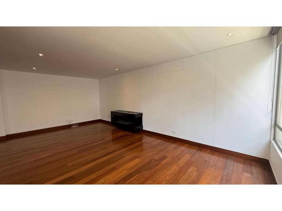 Arriendo apto en Chico norte III 176 m2 club house — foto 4