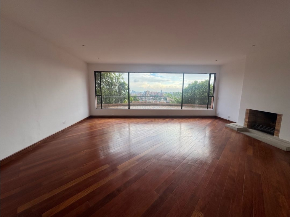 Arriendo apto exclusivo Santa Bárbara Alta 4 alcobas con baño terraza — foto 2
