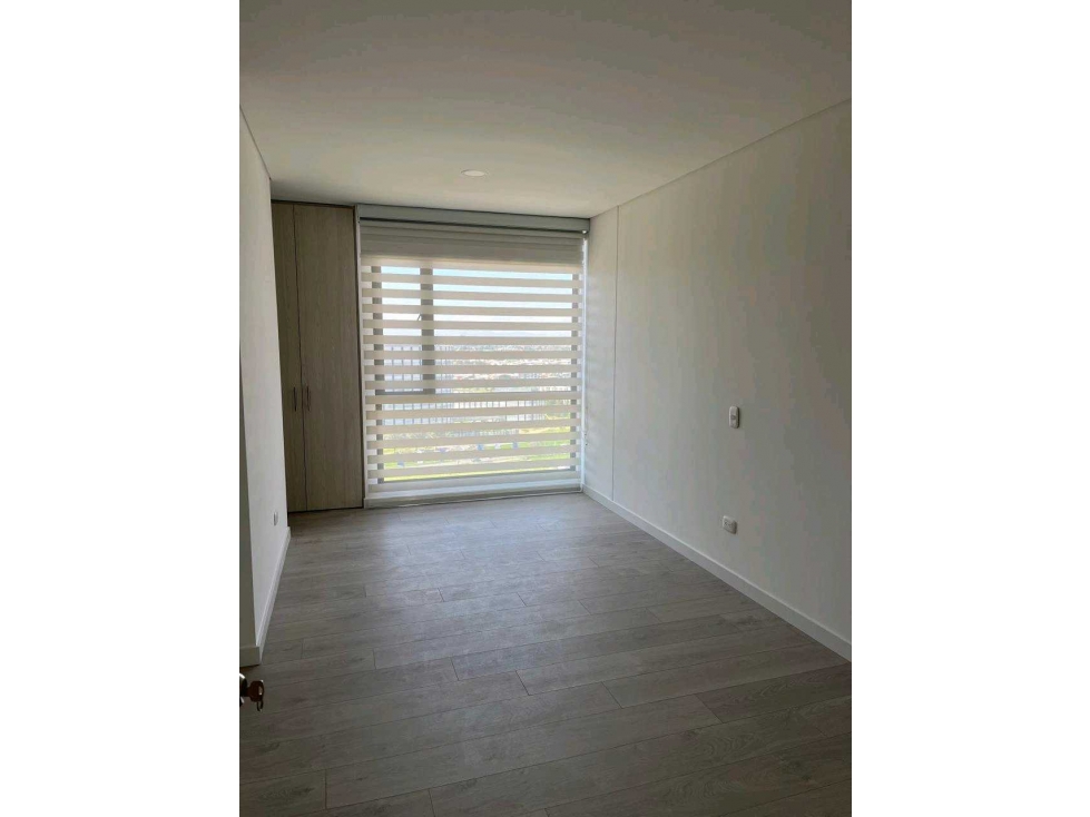 ARRIENDO APTO PARA ESTRENAR CLUB HOUSE EN ALAMEDA — foto 2