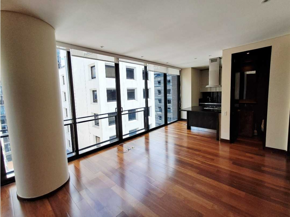 Arriendo Apto Rosales 60 m2 piso 7 sol de tarde 2 gjes. Independientes — foto 2