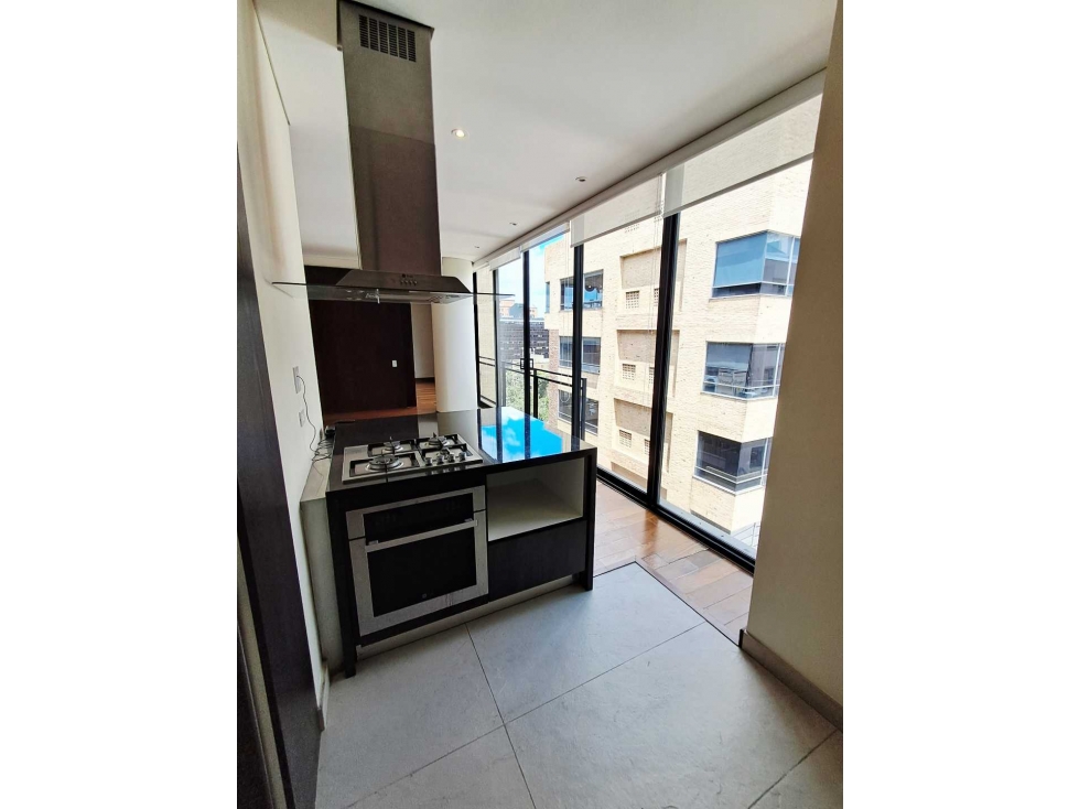 Arriendo Apto Rosales 60 m2 piso 7 sol de tarde 2 gjes. Independientes — foto 5