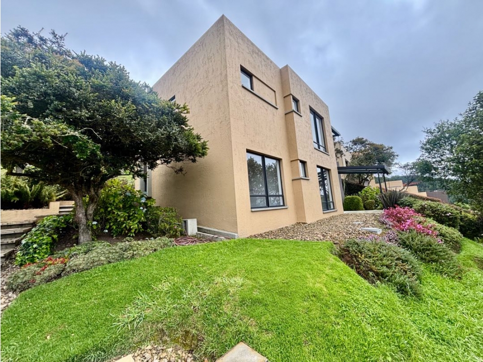 Arriendo Arboretto la Calera, 270mts, 3 habs, vista a embalse