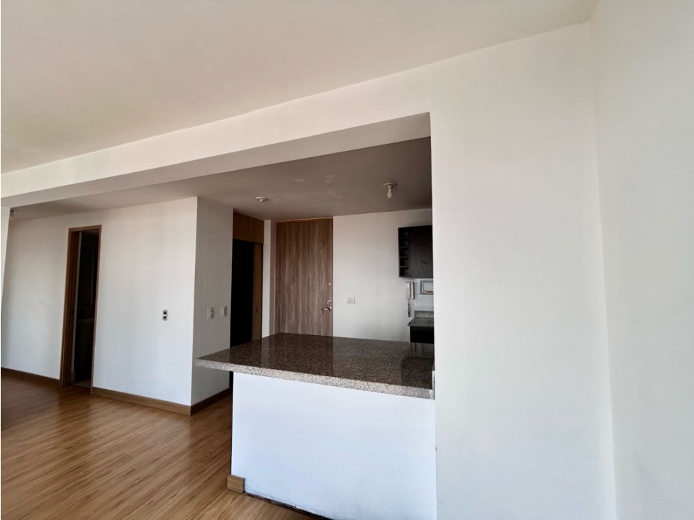 Arriendo AVIVA 2 alcobas, estudio, parqueadero, cuarto útil - 4
