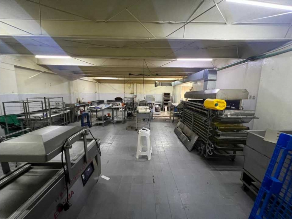 ARRIENDO BODEGA BARRIO SIETE DE AGOSTO