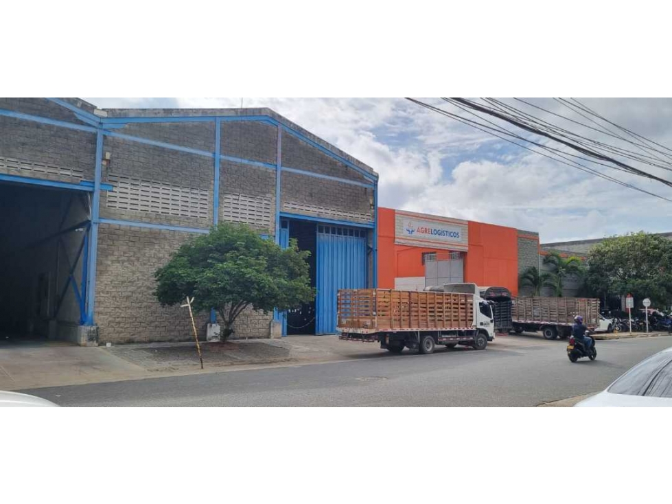ARRIENDO BODEGA CIRCUNVALAR - 1