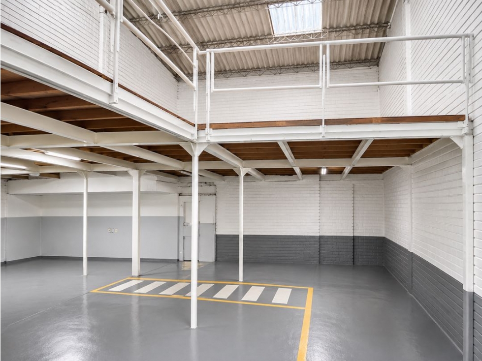 ARRIENDO BODEGA EN BARRIO COLOMBIA, MEDELLÍN, ANTIOQUIA — foto 3