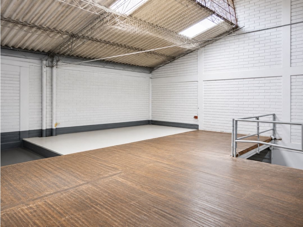 ARRIENDO BODEGA EN BARRIO COLOMBIA, MEDELLÍN, ANTIOQUIA — foto 4