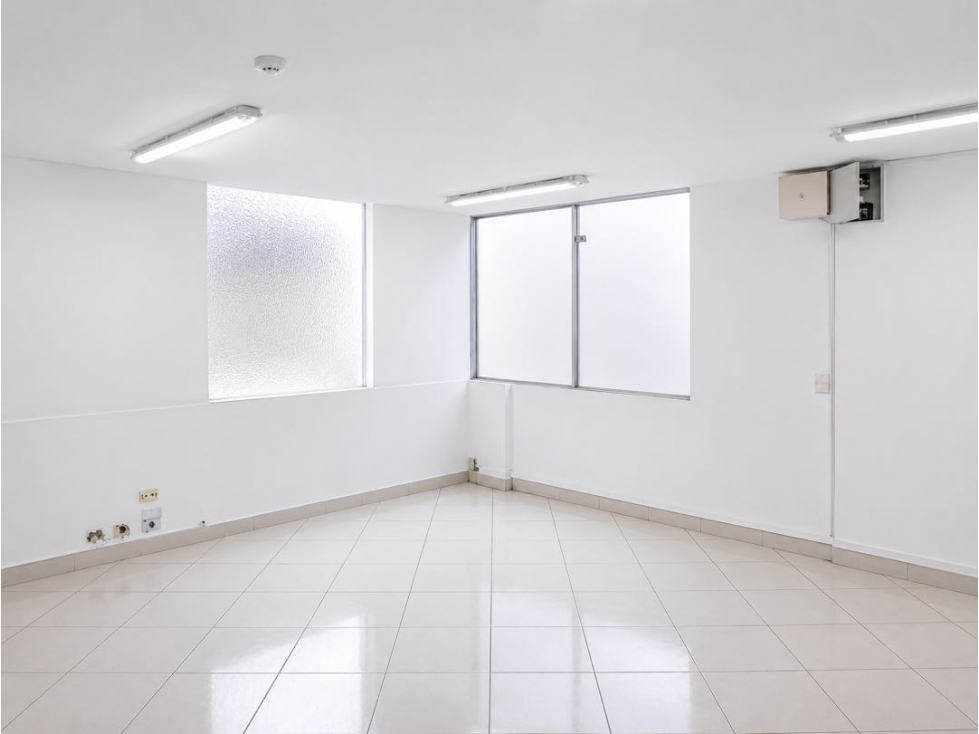 ARRIENDO BODEGA EN BARRIO COLOMBIA, MEDELLÍN, ANTIOQUIA — foto 6