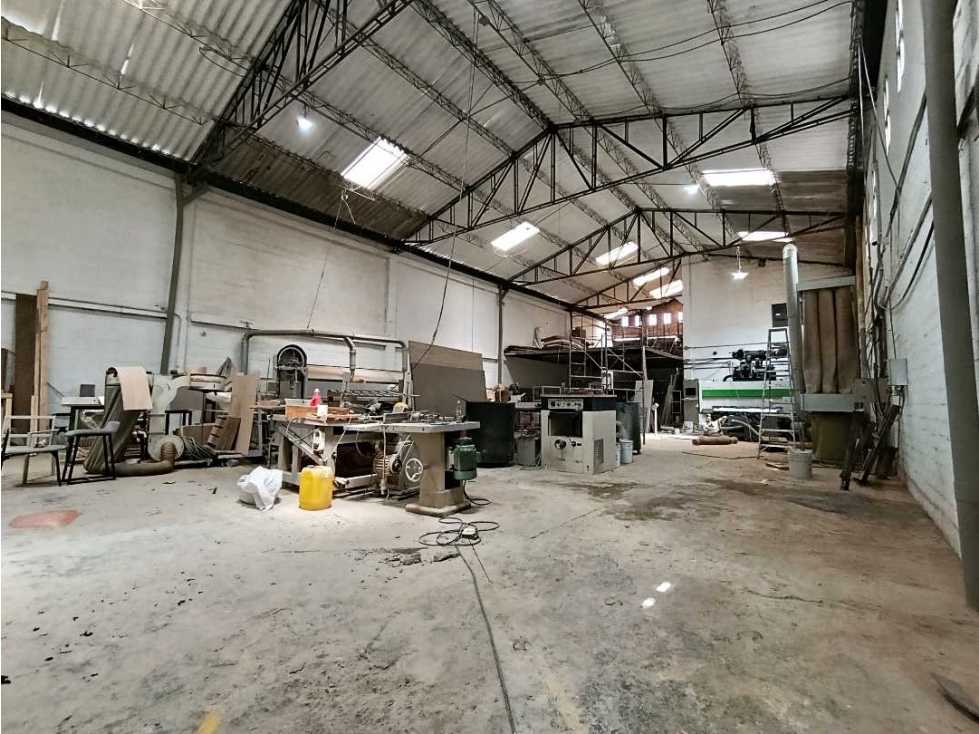 ARRIENDO BODEGA EN LA ESTRELLA, LA TABLAZA - 1