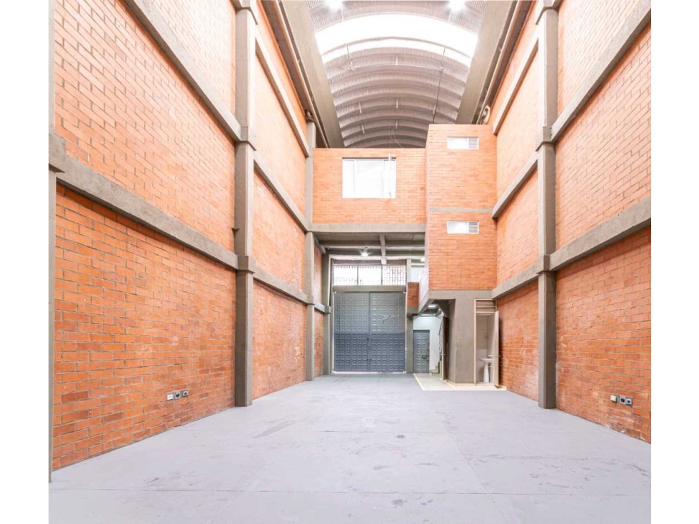 ARRIENDO BODEGA EN LAS GRANJAS