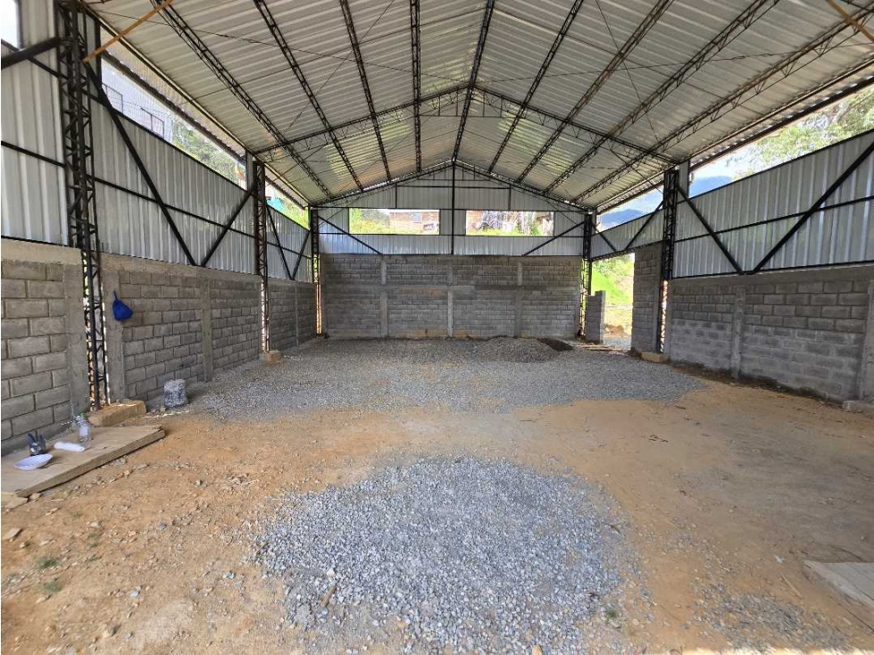 ARRIENDO BODEGA EN SAN CRISTOBAL - 3