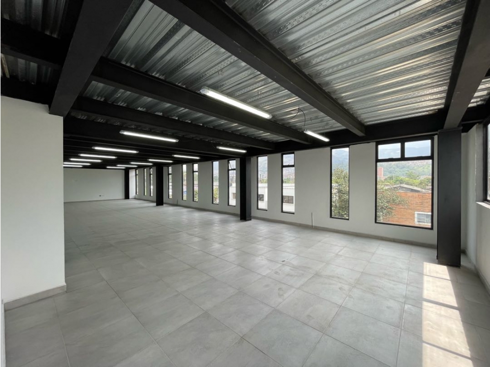 ARRIENDO BODEGA - EXCELENTE UBICACION