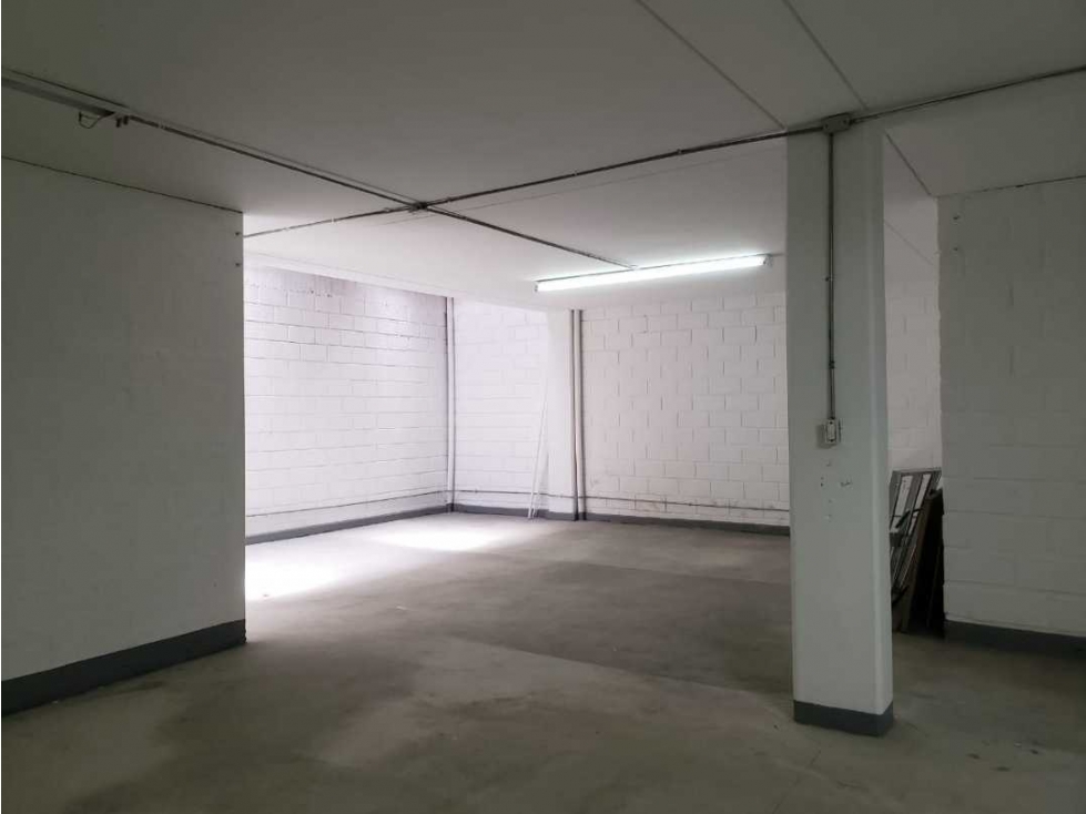 Arriendo Local Guayabal cerca A la Fábrica de Licores — foto 4
