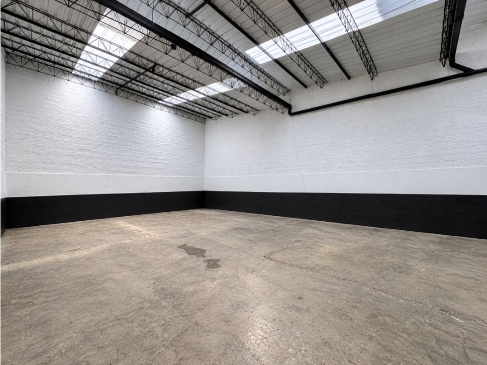 Arriendo Bodega Itagui - 3