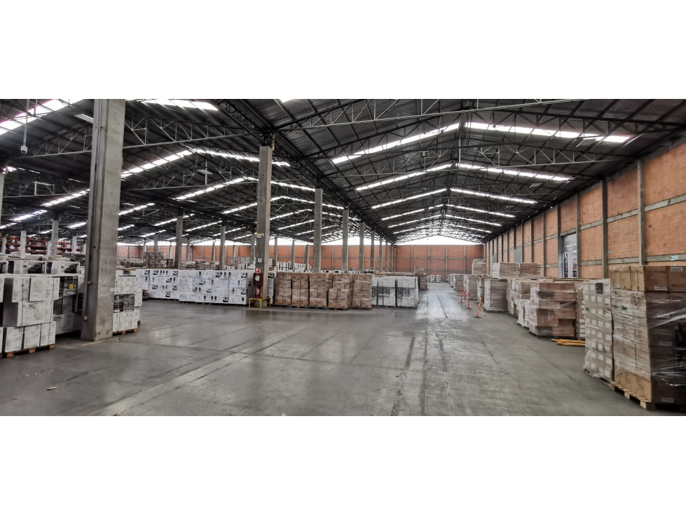 Arriendo Bodega Madrid Logística 2.550 M2 - 5