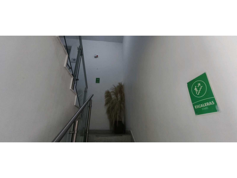 ARRIENDO BODEGA O OFICINA CABECERA/BUCARAMANGA - 5