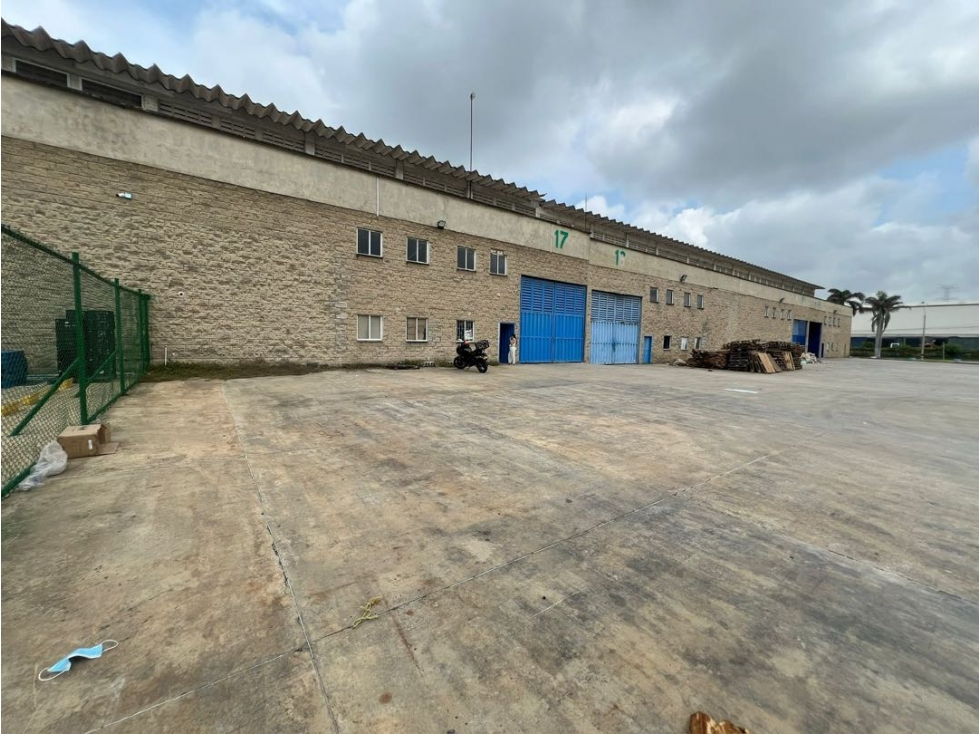 ALQUILER DE BODEGA EN CIRCUNVALAR, BARRANQUILLA