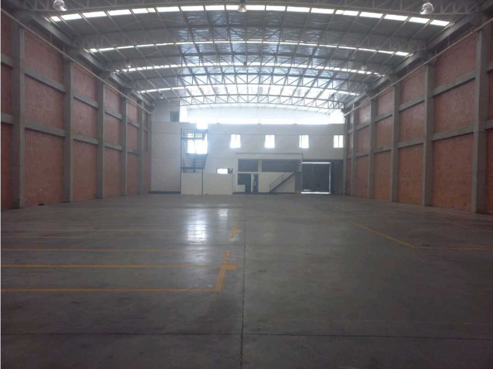 Arriendo Bodega Siberia. - 1