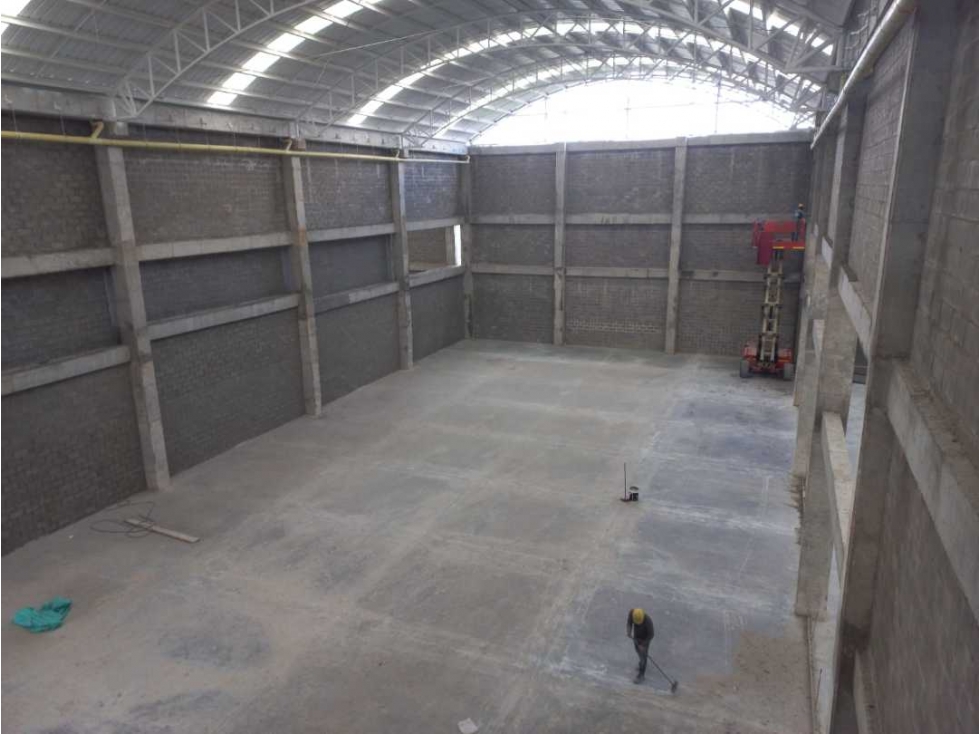 ARRIENDO BODEGA SIBERIA CALLE 80 - 1