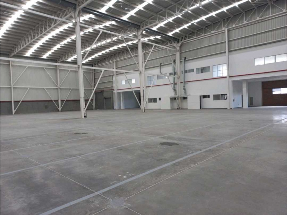 ARRIENDO BODEGA SIBERIA PARQUE INDUSTRIAL CALLE 80 - 1
