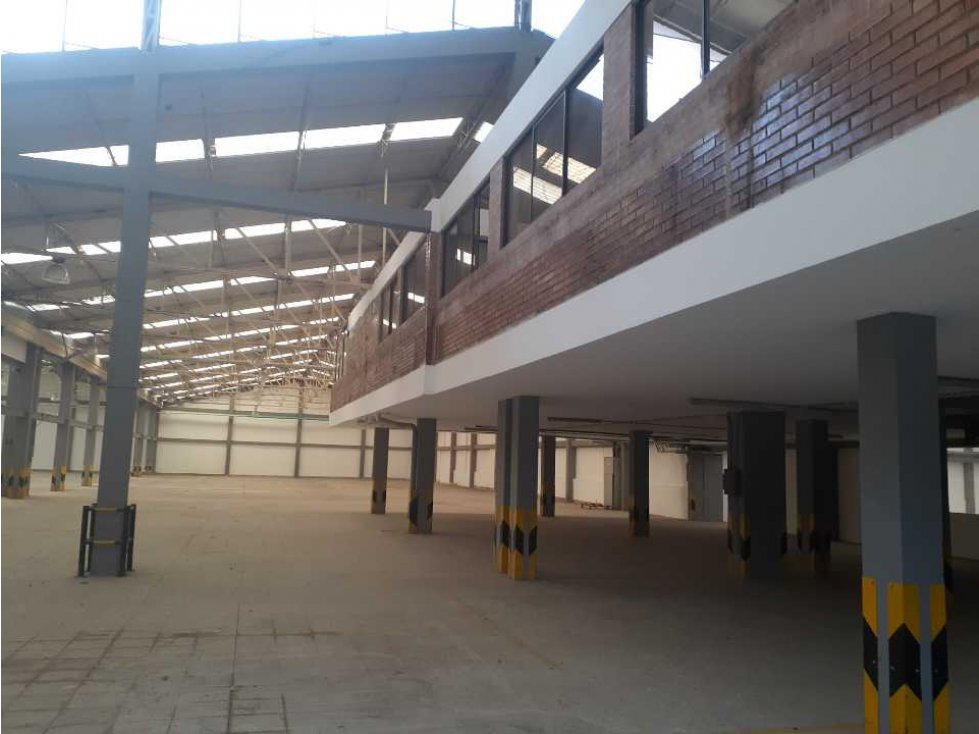 ARRIENDO BODEGA PARQUE EMPRESARIAL ZONA SUR — foto 6