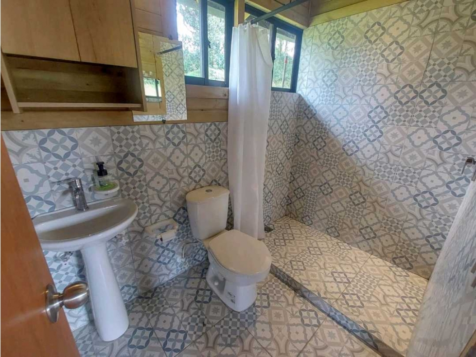 ARRIENDO CABAÑA TIPO LOFT EN SANTAELENA, NO PEAJE (INCLUYE SERVICIOS) — foto 4
