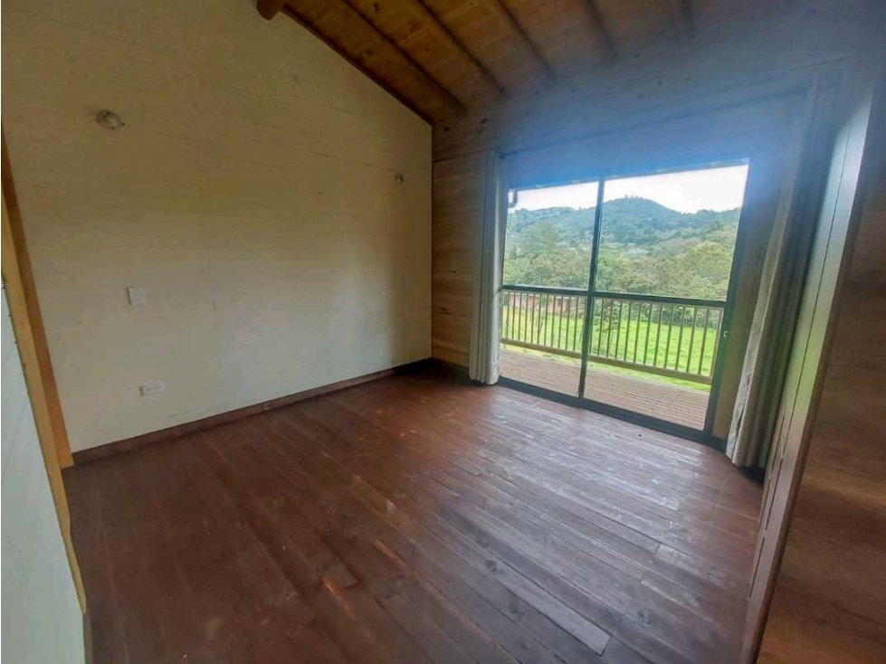 ARRIENDO CABAÑA TIPO LOFT EN SANTAELENA, NO PEAJE (INCLUYE SERVICIOS) — foto 6