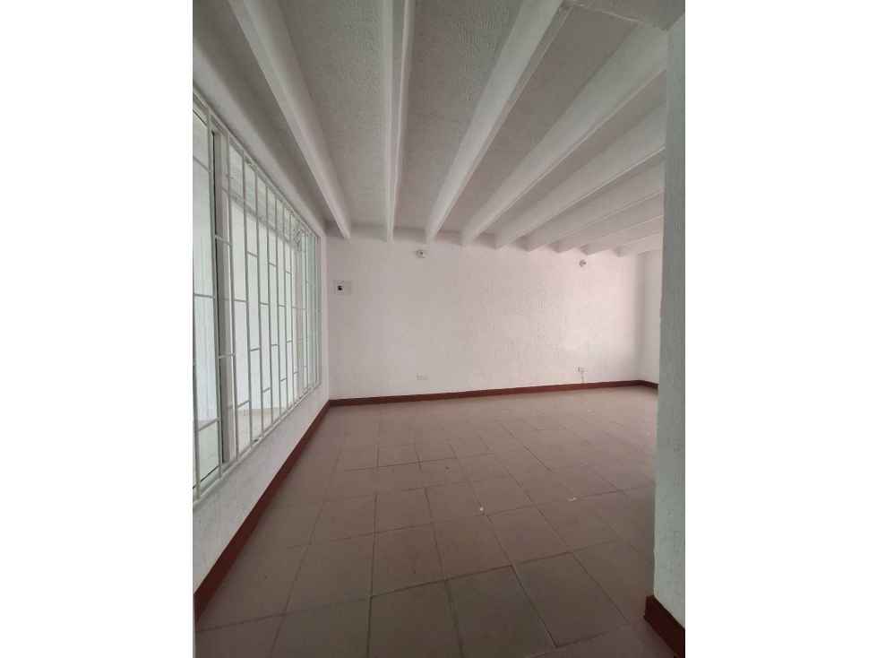 Arriendo y vendo casa ,2 pisos con garaje Barrio Jordan Villavicencio — foto 3