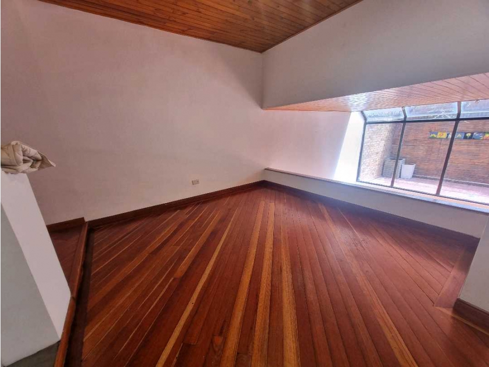 VENDO CASA CONJUNTO CERRADO 3 HABITACIONES CHICO NAVARRA BOGOTA — foto 2