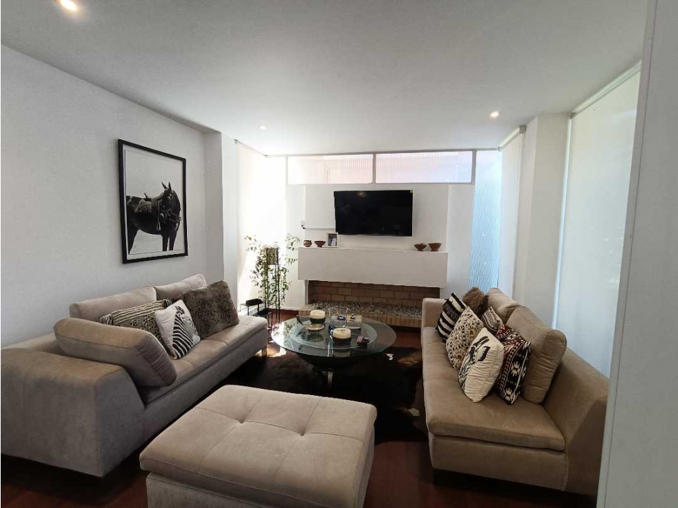 Arriendo casa 3 niveles sector Bojaca-Chía - 1