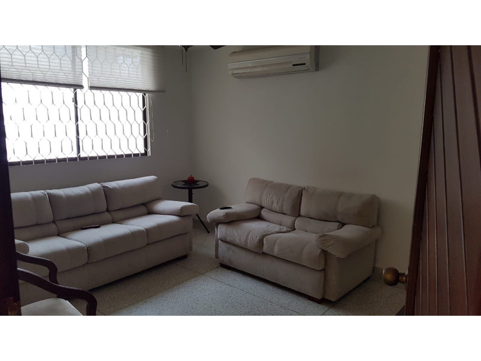 Arriendo casa amoblada 550 mt2. Construidos 4hab — foto 4