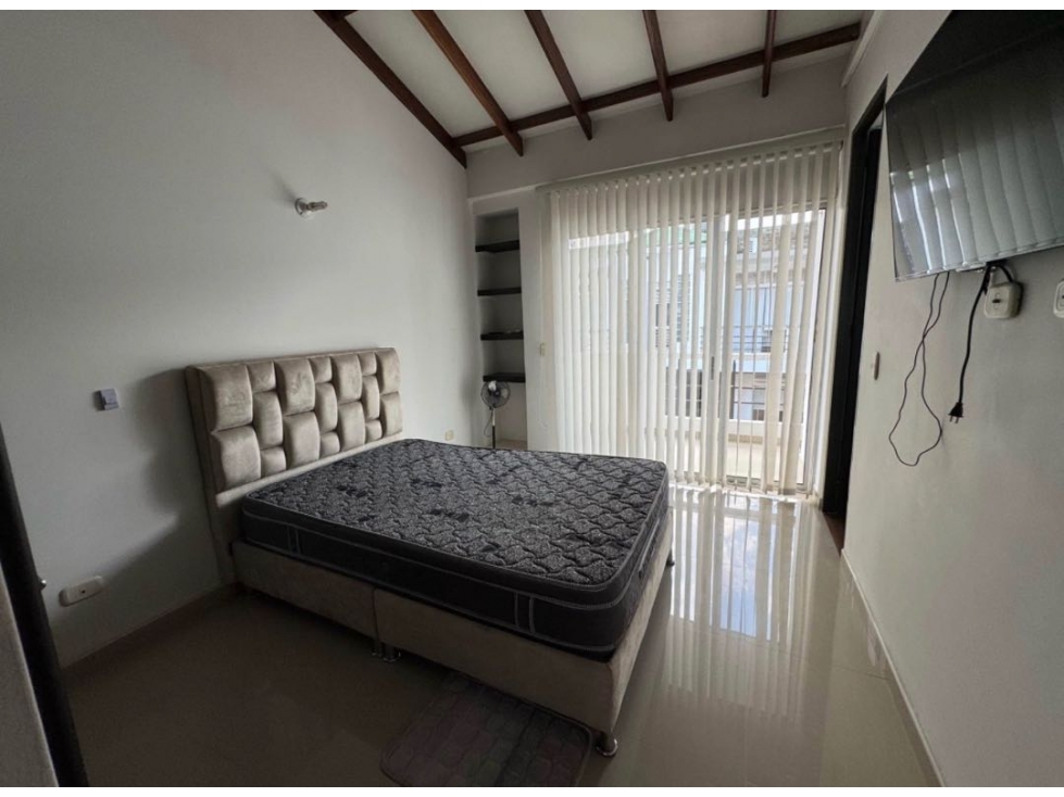 Arriendo casa amoblada en conjunto cerrado Villavicencio — foto 6