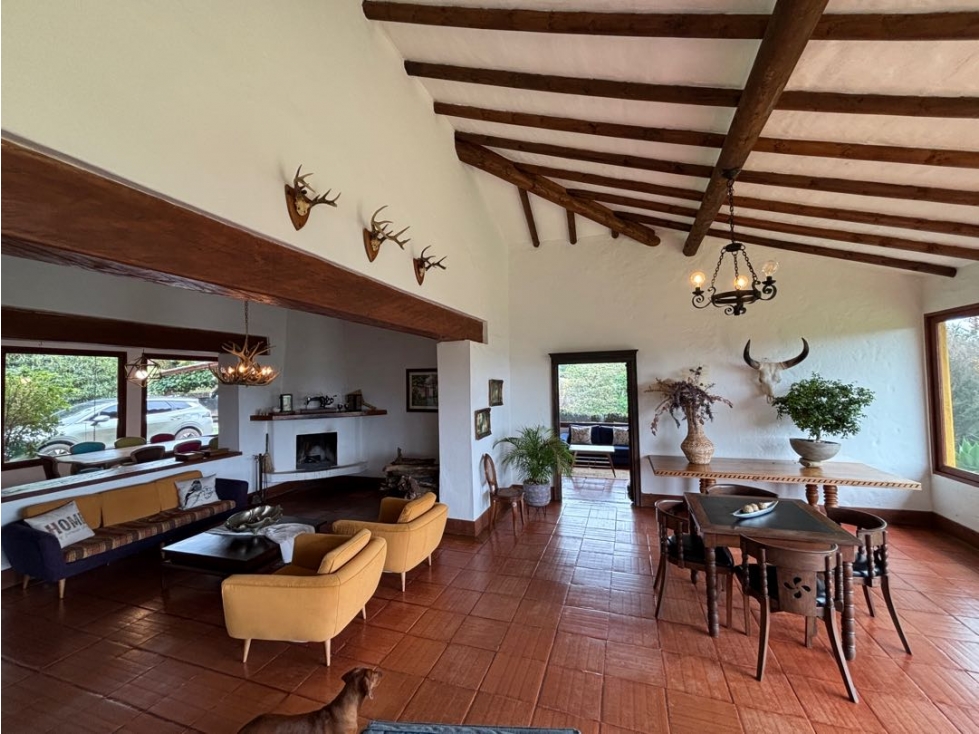 Arriendo casa campestre amoblada de 500 m² con pesebreras opcionales - 2