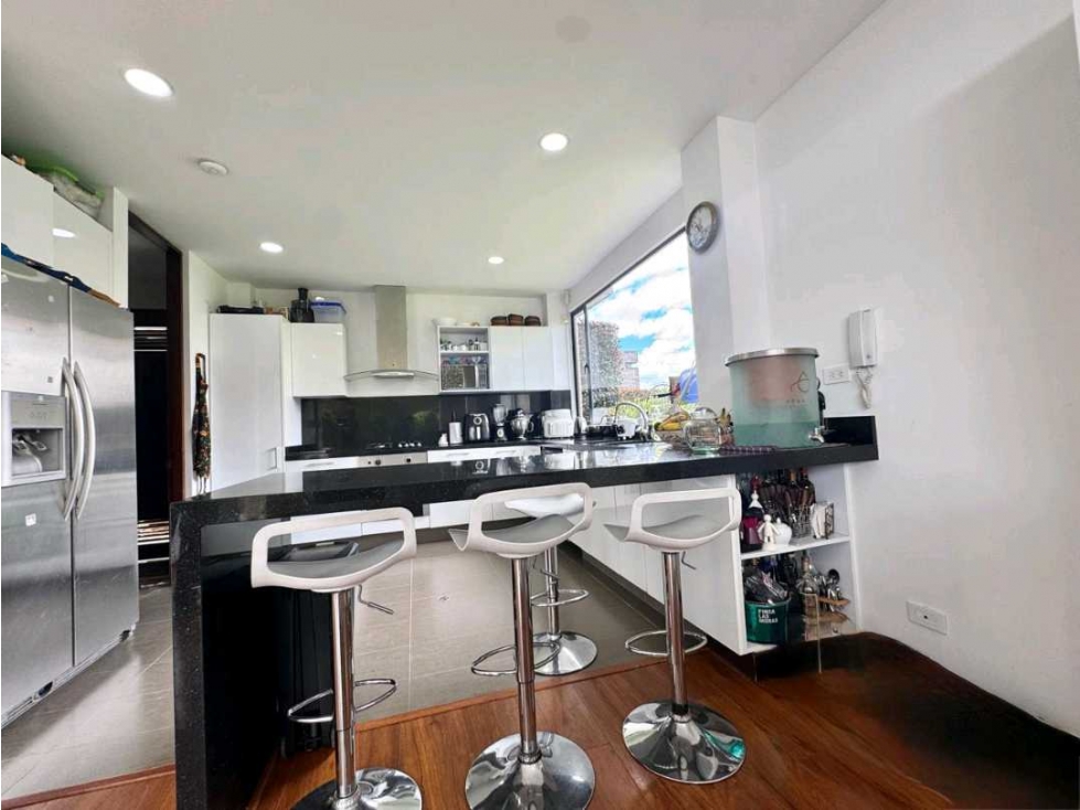 ARRIENDO CASA EN LOTE INDEPENDIENTE DOS NIVELS EN CONJUNTO EN COTA - 5