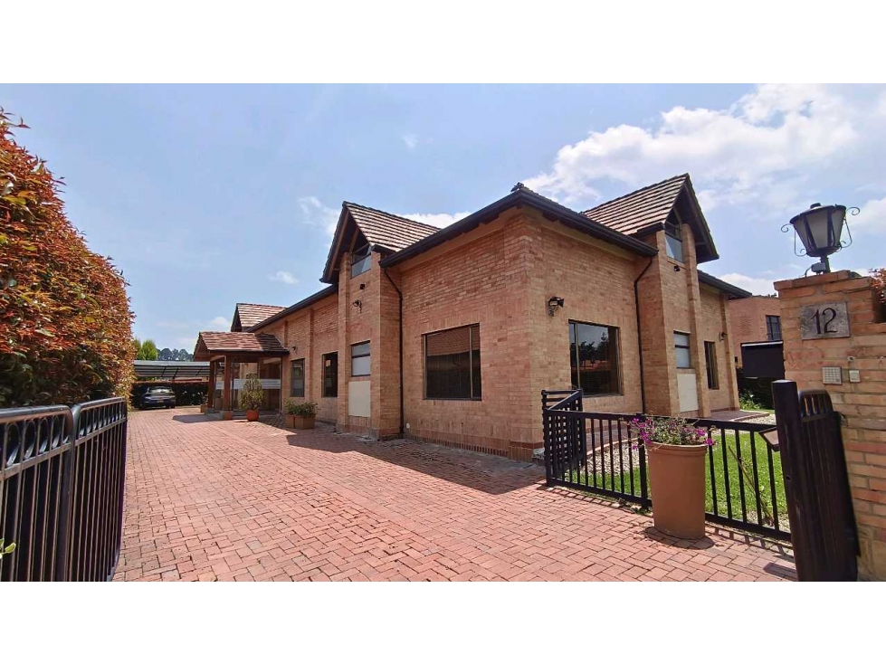 ARRIENDO CASA CAMPESTRE EN CHIA MILLA DE ORO