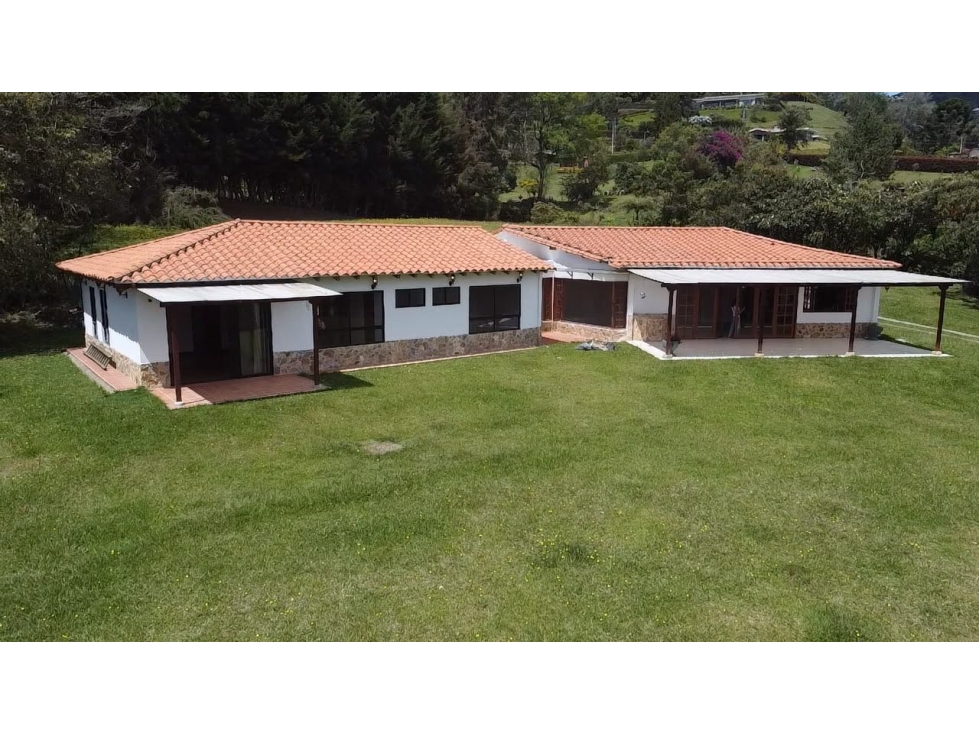 Arriendo casa campestre en La Esmeralda con agua propia — foto 2