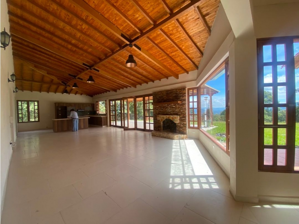 Arriendo casa campestre en La Esmeralda con agua propia — foto 3
