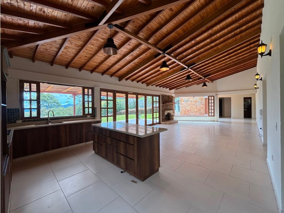 Arriendo casa campestre en La Esmeralda con agua propia — foto 4