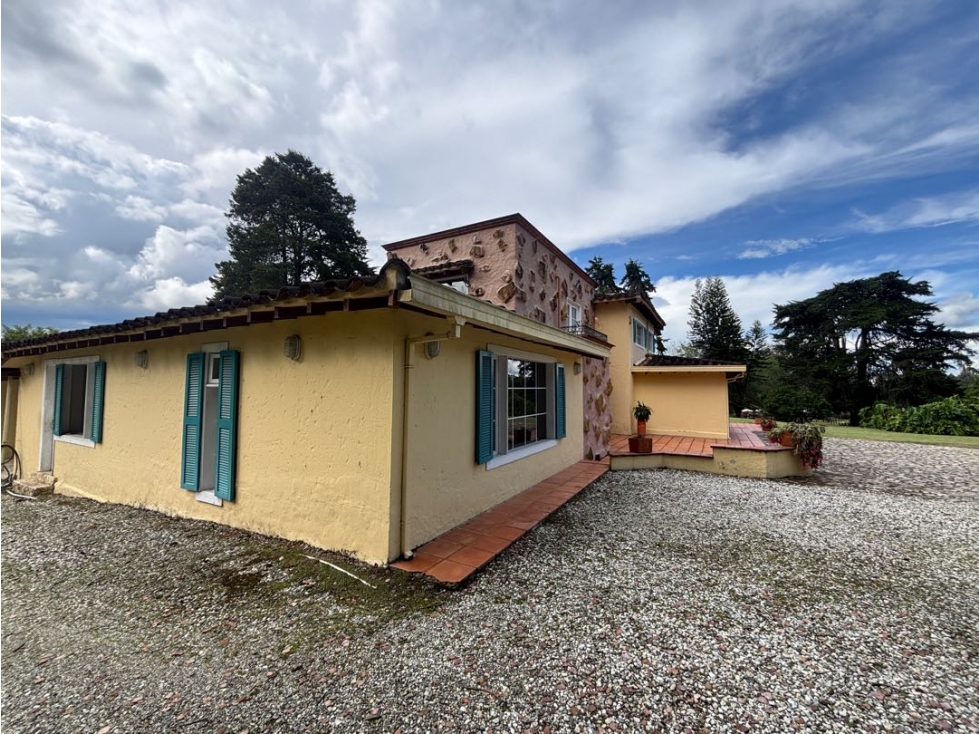 Arriendo inmueble comercial en Llanogrande con 12.500 m². A borde vía — foto 6