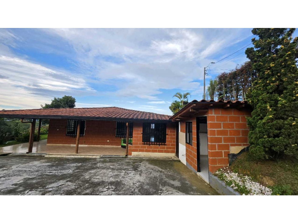 Arriendo Casa Campestre Vereda El Jardín, Belén Medellín