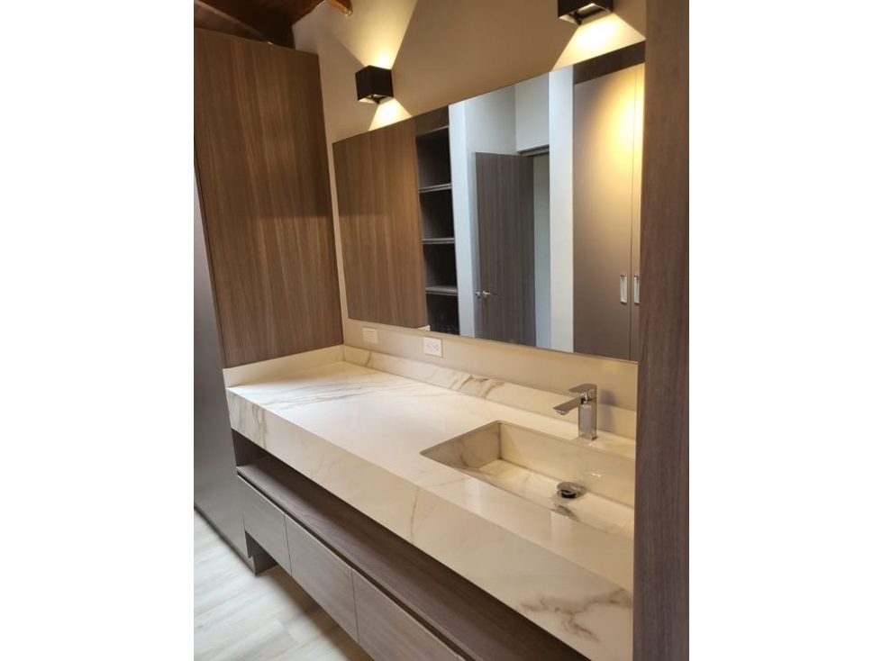VENDO O ARRIENDO CASA COLINAS DE FIZEBAD REMODELADA CON PESEBRERAS — foto 2