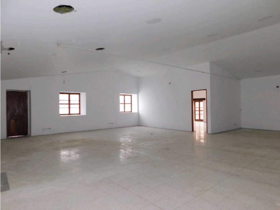 ARRIENDO LOCAL COMERCIAL GETSEMANI — foto 6