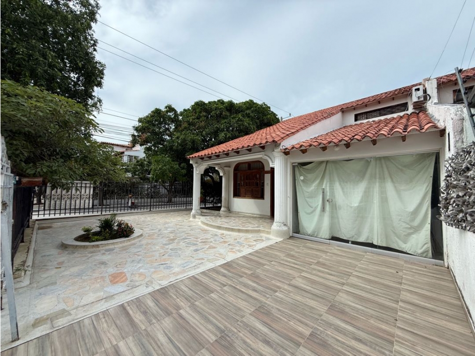 Arriendo casa comercial de esquina en El Prado, SMR - 2